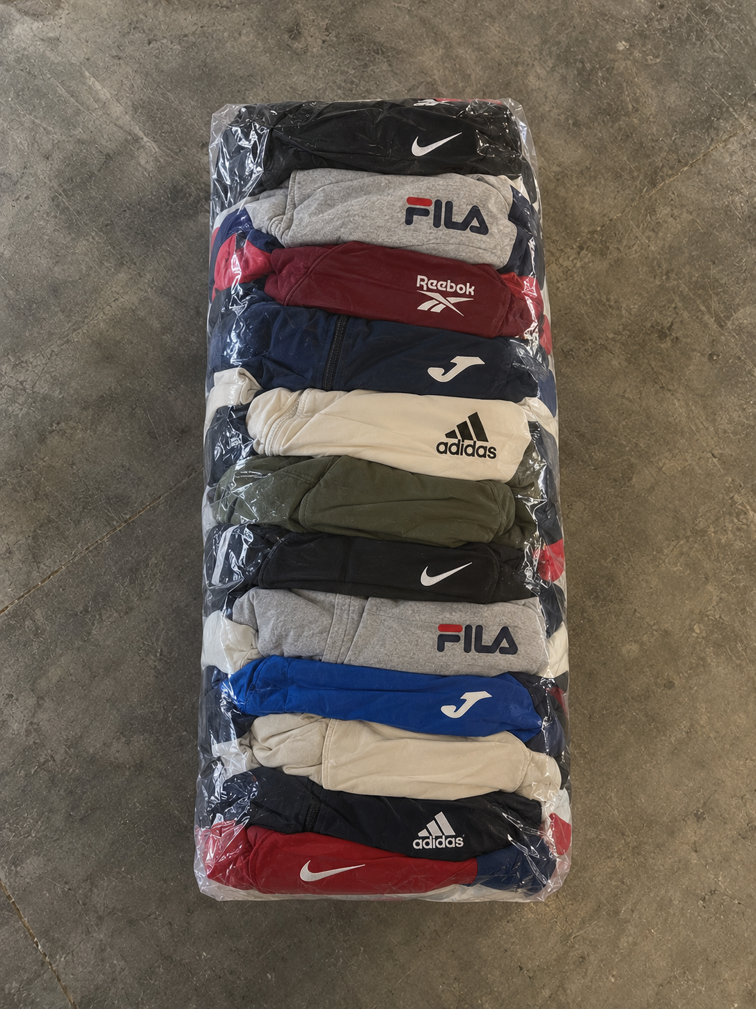 Bala mix de marca Grado A/B: sudaderas y chaquetas deportivas de marca (imagen orientativa)
